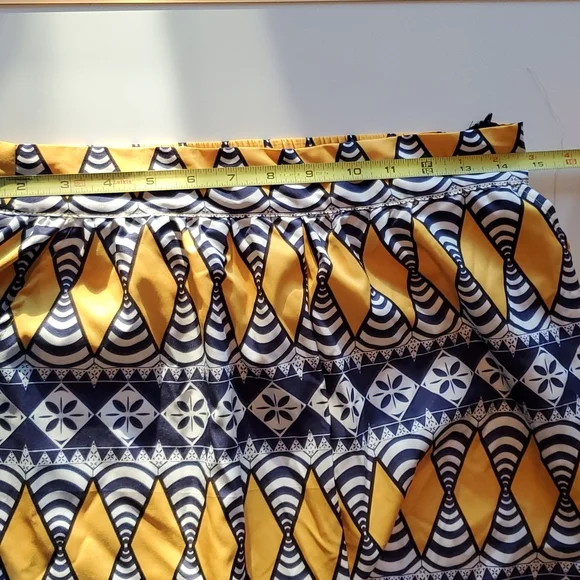 Women's Pants - Picture 5 of 12